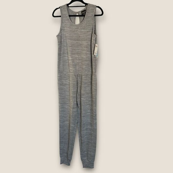 Grey jumpsuit size Small, NWT - Picture 2 of 8